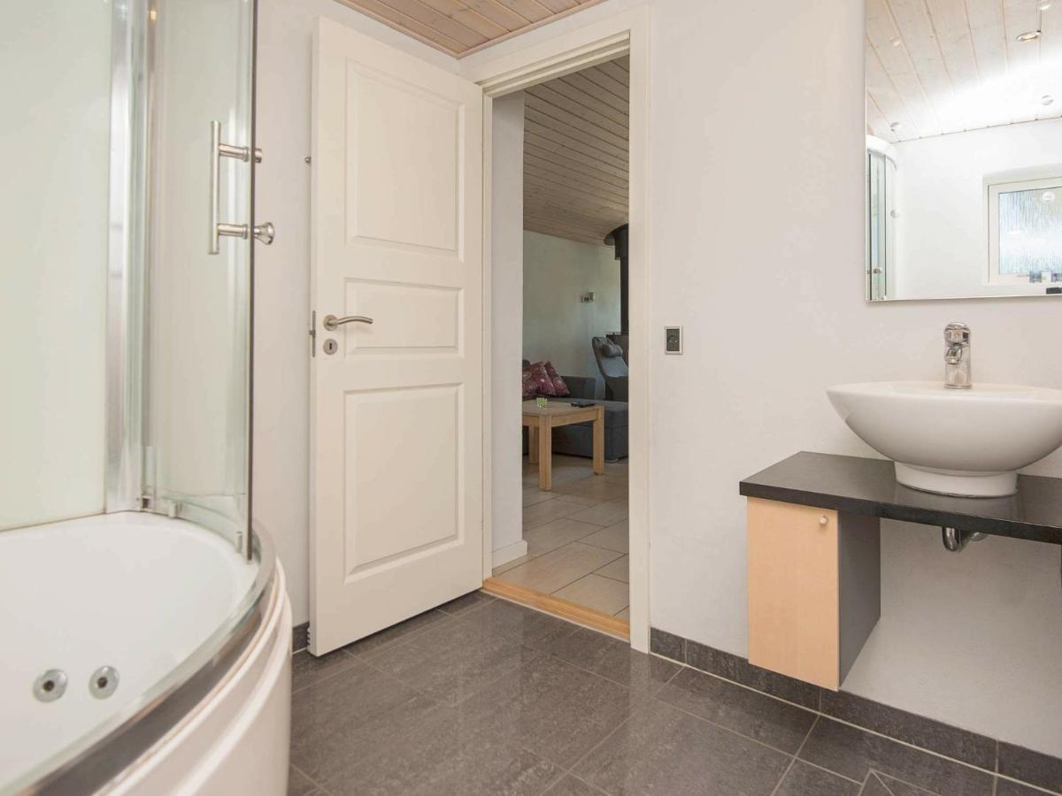 Holiday Home Sjolund Экстерьер фото